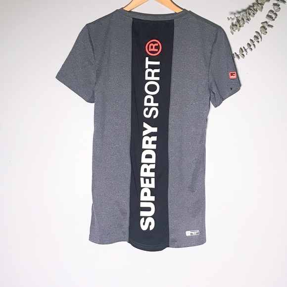 Superdry Sport Tee Shirt SZ Large - Picture 1 of 6